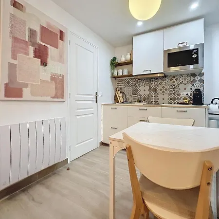 Apartmán Calme Et Elegant A La Campagne Les Mesnuls